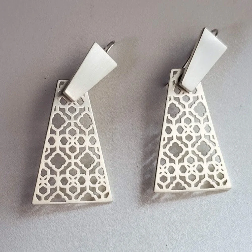 Kendra Scott Keerti Mixed Metal Filigree Drop Earrings Matte Silver Gold Boho